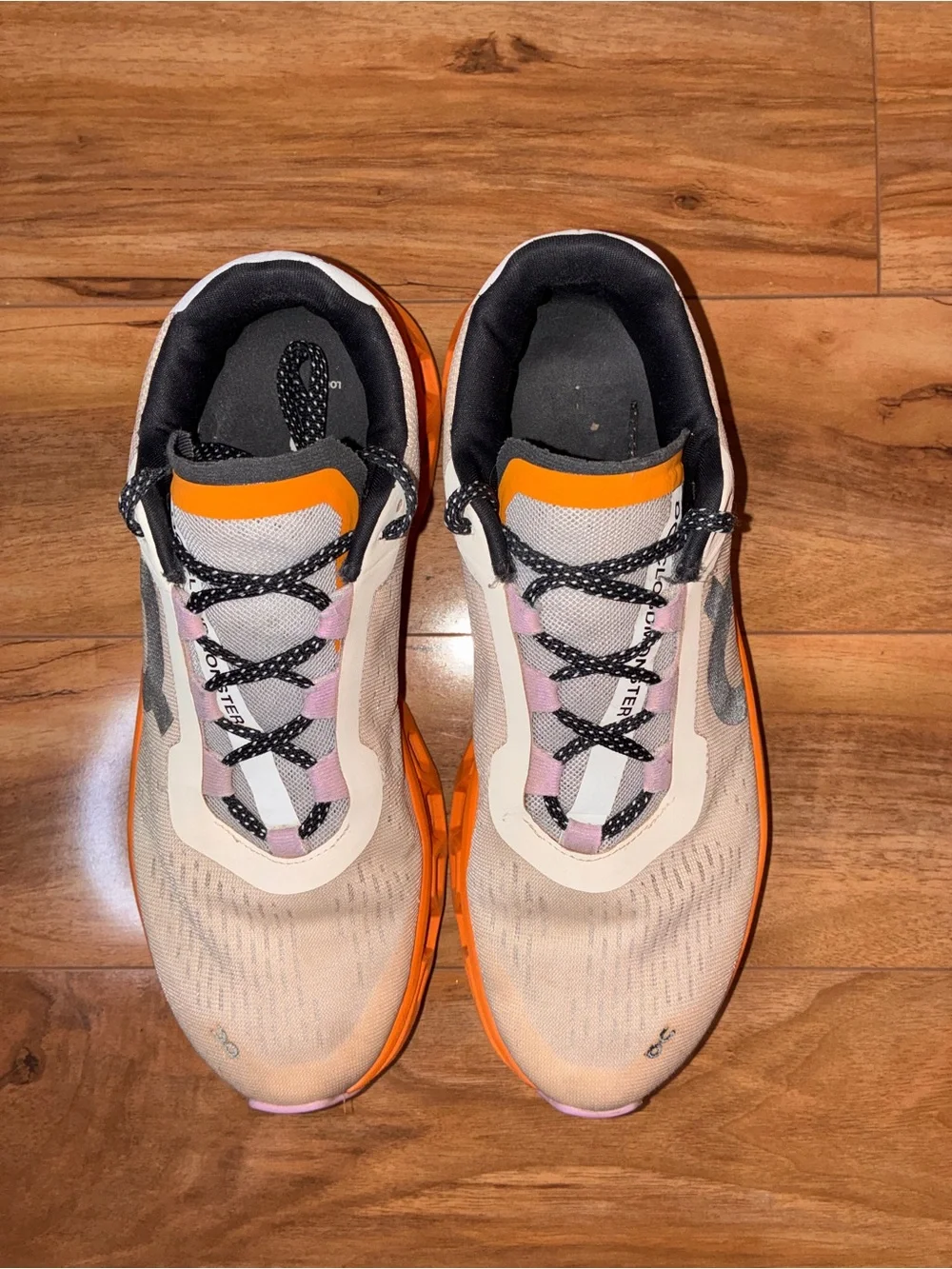 On Cloud Women’s Cloudmonster Athletic Shoe Sneakers, tan/orange- size 9.5